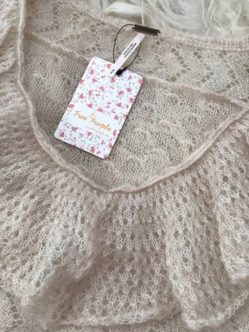 FREE PEOPLE Macaroon Ruffled Sweater 1856 - Picture 3 of 8